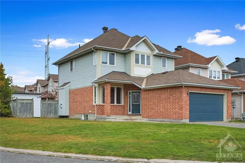 Kanata, ON K2M 2J8,37 STONEMEADOW DR