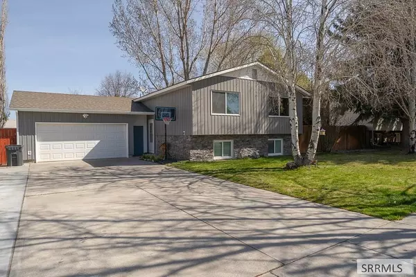 2648 W 17th Street, Idaho Falls, ID 83402