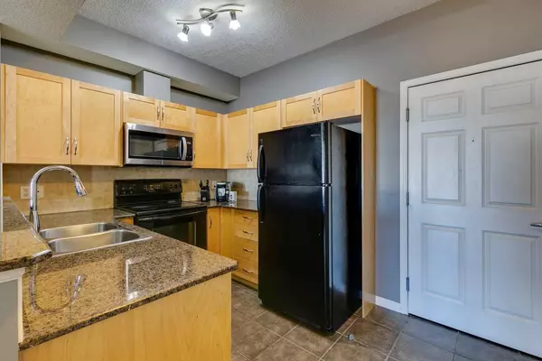 Calgary, AB T2H 3B3,5720 2 ST SW #403