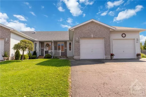 Renfrew, ON K7V 2Y4,209 RENFREW AVE W