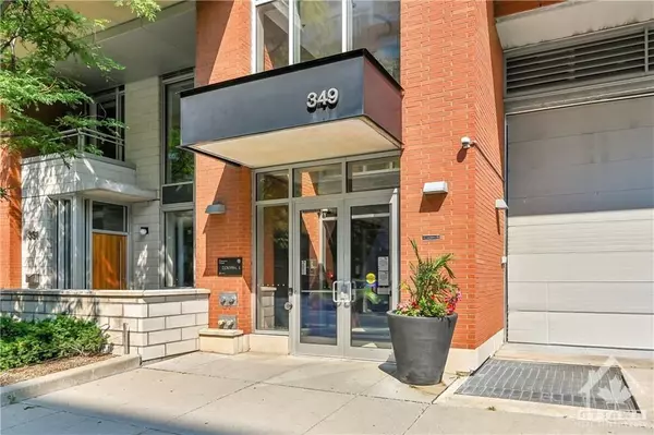 349 MCLEOD ST #821, Ottawa Centre, ON K2P 0S1