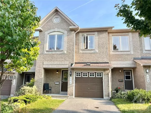 131 FORESTBROOK ST, Kanata, ON K2K 0A8