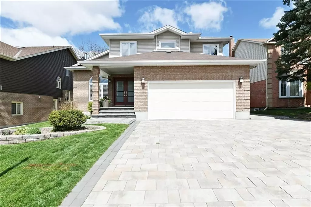 Kanata, ON K2M 1P8,9 ROSETHORN WAY