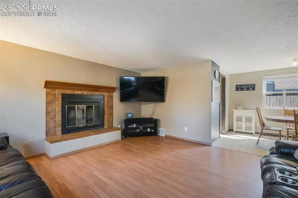 Colorado Springs, CO 80922,3270 Leoti DR