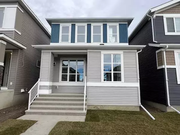 85 Lucas PL NW, Calgary, AB T3P 2E5