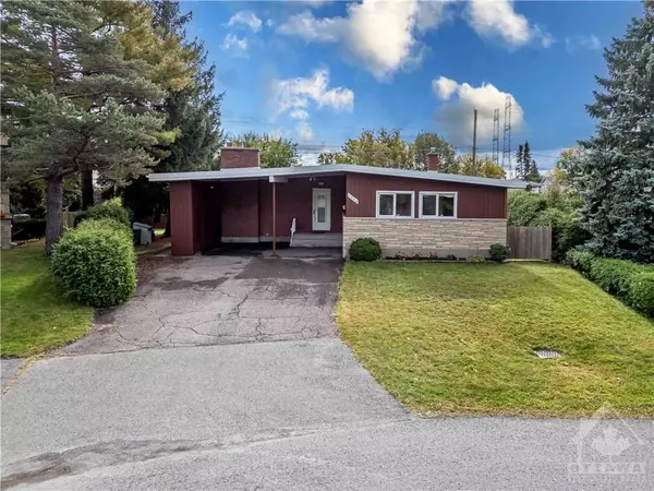 1348 VANCOUVER AVE, Hunt Club - South Keys And Area, ON K1V 6T9