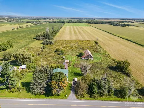 East Hawkesbury, ON K0B 1M0,1375 COUNTY 18 RD