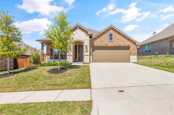 1832 Abelia Lane, Weatherford, TX 76086