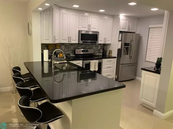 Lauderhill, FL 33319,3940 Inverrary Blvd  #302-A