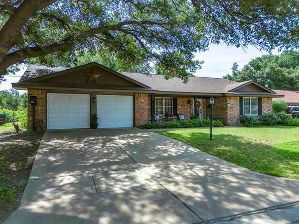 Fort Worth, TX 76132,5013 South Drive