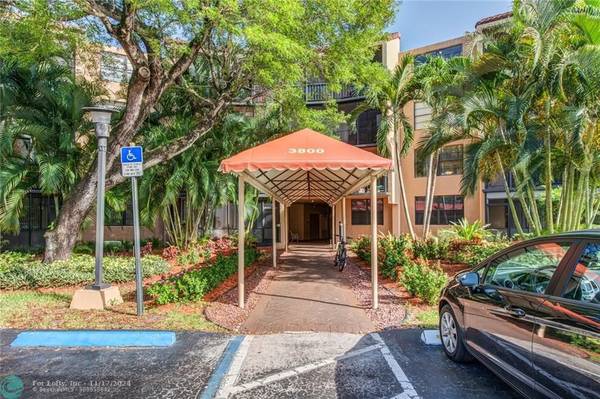 3800 N Hills Dr  #106, Hollywood, FL 33021