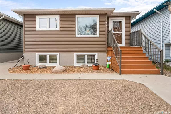 1105 Lillooet STREET W, Moose Jaw, SK S6H 5A2