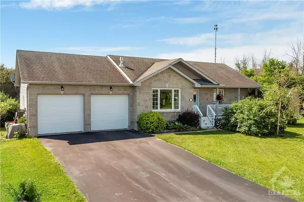 111 BUCHANAN CT, North Grenville, ON K0G 1J0