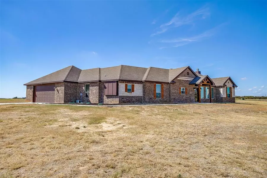 2000 Monarch Court, Poolville, TX 76487