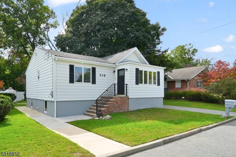 516 Riverdale Blvd, Pompton Lakes Boro, NJ 07442