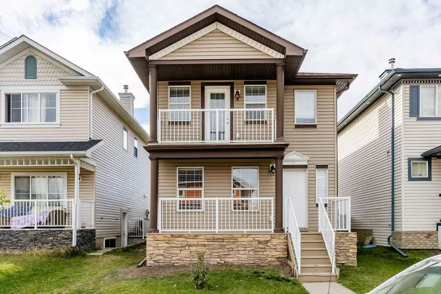 37 Taralake TER Northeast, Calgary, AB T3J 0A4