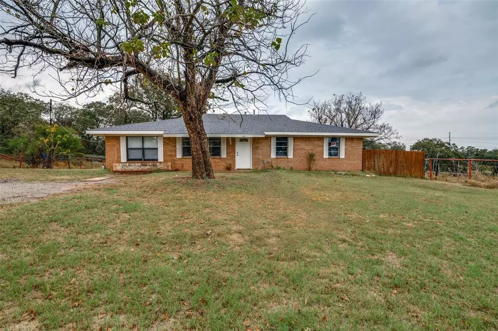 Kennedale, TX 76060,412 Katie Circle