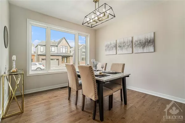 Ottawa, ON K2J 6X6,776 EMINENCE ST