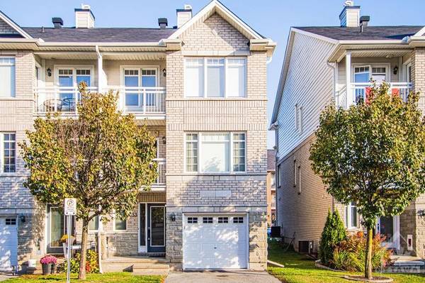 133 CORINTH, Cityview - Parkwoods Hills - Rideau Shore, ON K2E 0A8