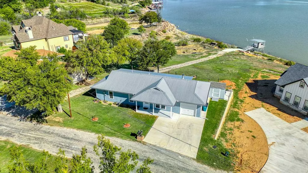 701 Marco Drive, Runaway Bay, TX 76426