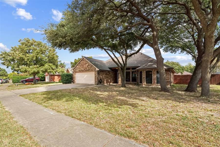 1632 S 5th Street, Midlothian, TX 76065