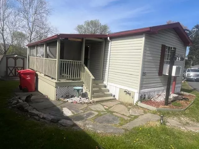 25 Portland Trailer Park Drive, Upper Mt Bethel Twp, PA 18343