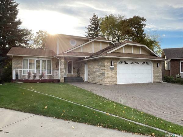 1622 BENSON BAY, Regina, SK S4V 1S7