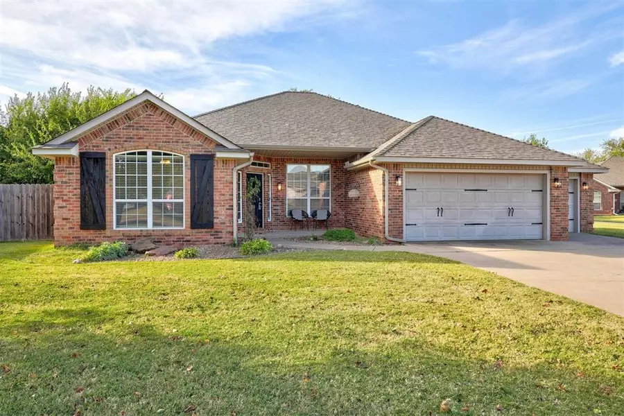 8125 Woodbend Drive, Oklahoma City, OK 73135