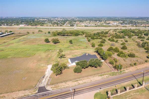 Burleson, TX 76058,7703 FM 1902