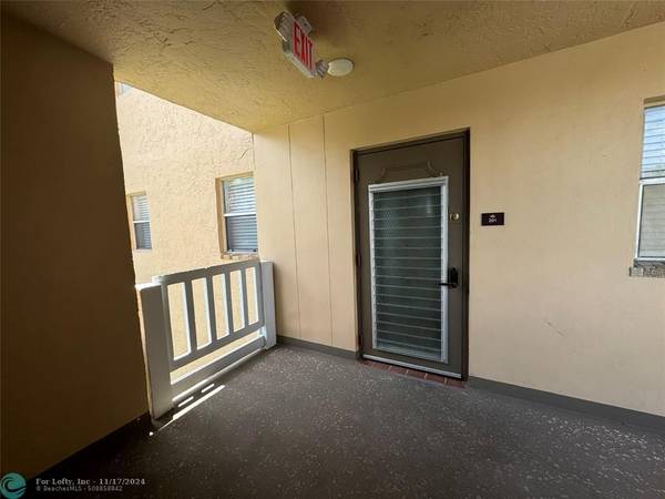 Sunrise, FL 33322,9360 Sunrise Lakes Blvd  #201