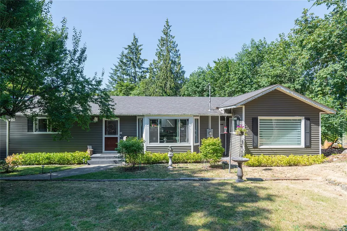 Salt Spring, BC V8K 1K2,230 Woodland Dr