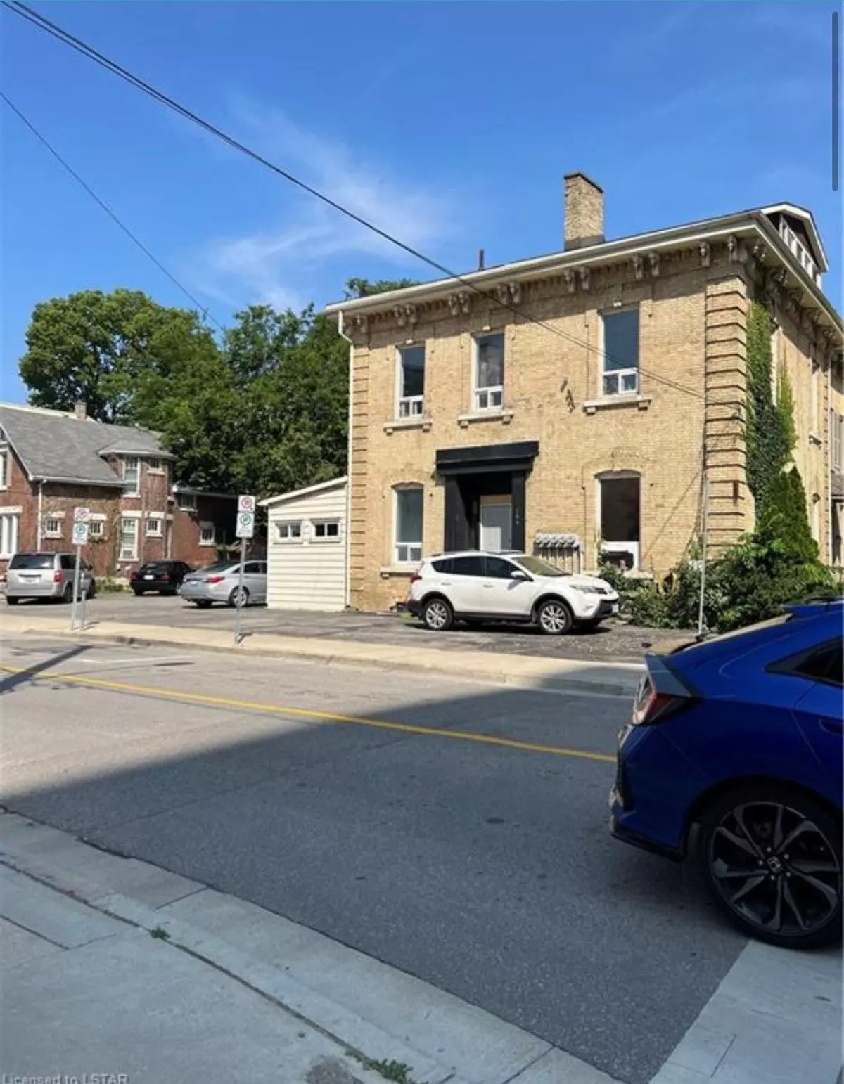 London, ON N6A 1L1,106 Kent ST