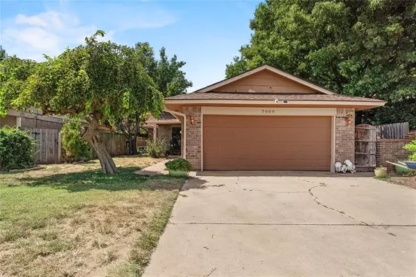 7909 Debar Circle, Oklahoma City, OK 73132