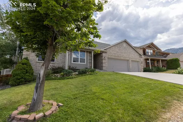 Colorado Springs, CO 80906,645 Robinglen CT