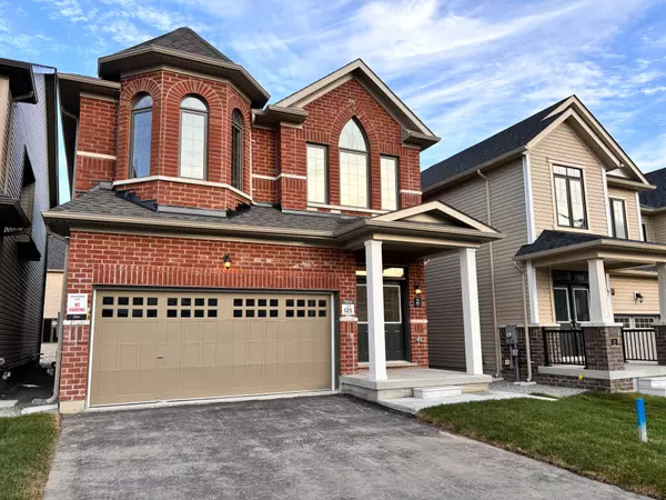 22 Prudhoe TER, Barrie, ON L9S 2Z8