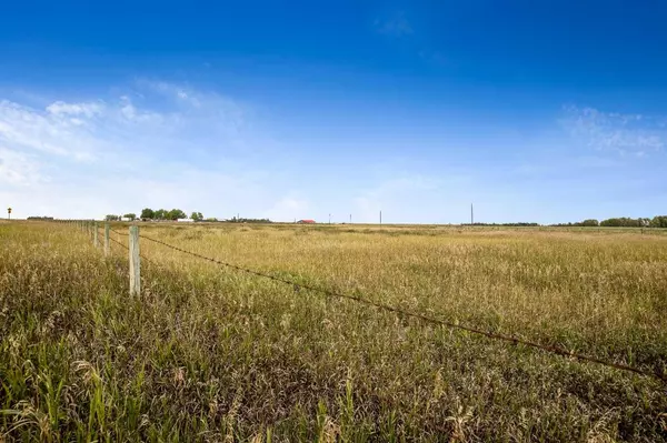 Rural Rocky View County, AB T1X 0H8,225206 Range Road 273