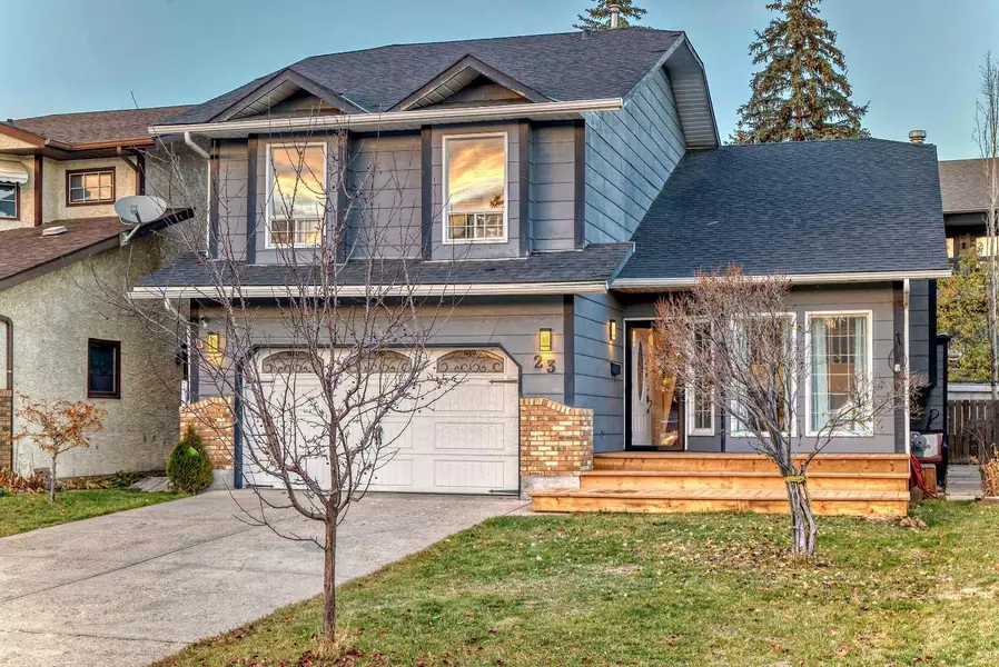 23 Deer PL Southeast, Calgary, AB T2J 6W6