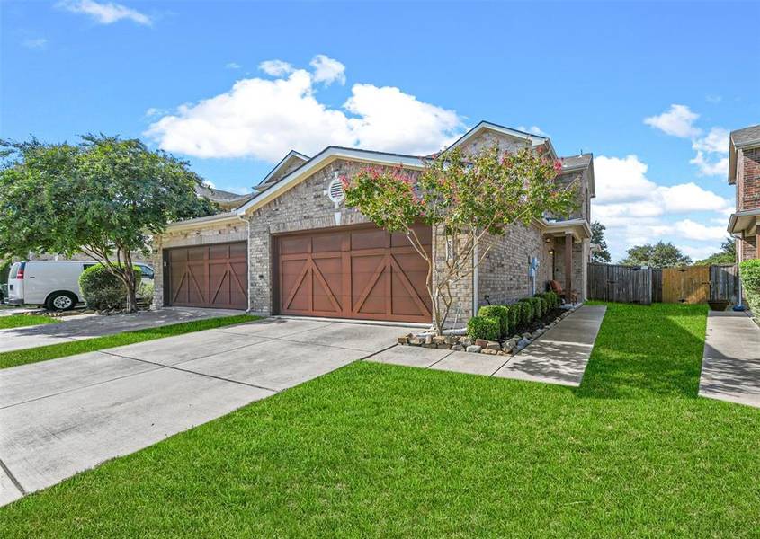 5933 Lost Valley Drive, The Colony, TX 75056