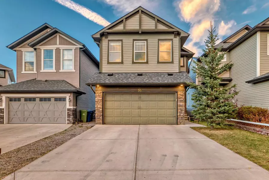 95 Panton RD NW, Calgary, AB T3K0X8