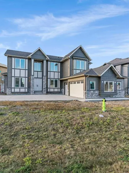 149 Canoe CRES Southwest, Airdrie, AB T4B 2N9