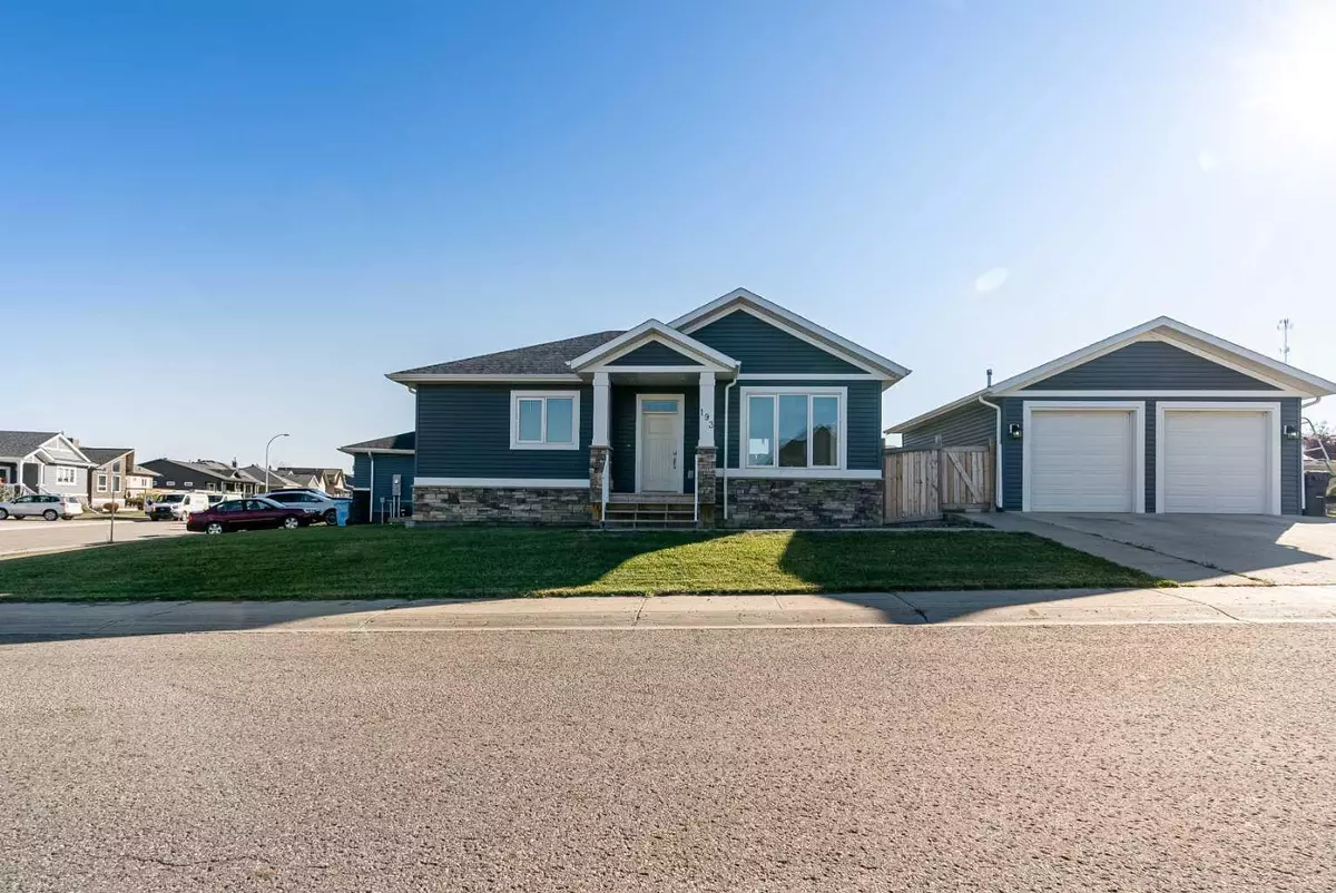 Fort Mcmurray, AB T9H 2V4,193 Beaverglen Close