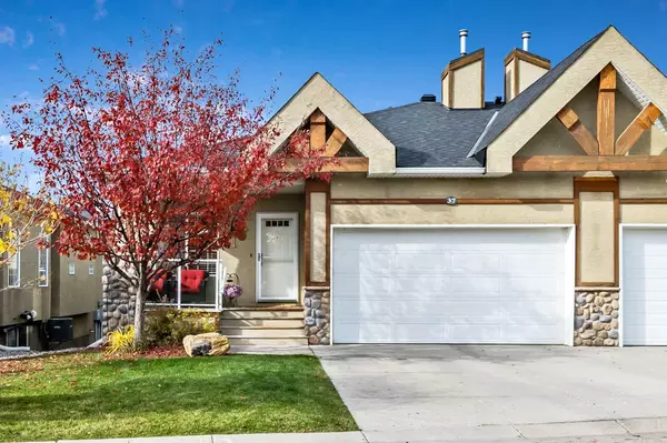 37 Rowland, Okotoks, AB T1S 2C4