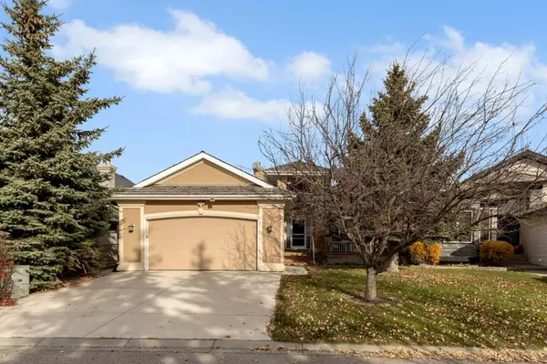 32 Valley Ponds PL Northwest, Calgary, AB T3B 5T5