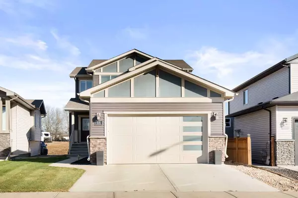 Medicine Hat, AB T1B0N1,616 Vista DR SE