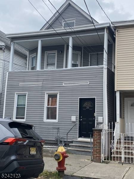 28 Jackson St, Passaic City, NJ 07055
