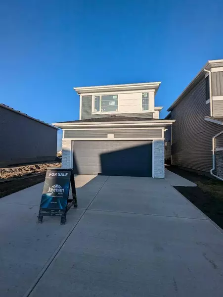 75 Corner Glen Common NE, Calgary, AB T3N 2L4