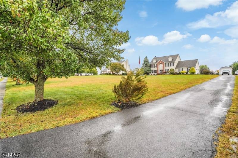 52 Washburn Rd, Mansfield Twp., NJ 07865