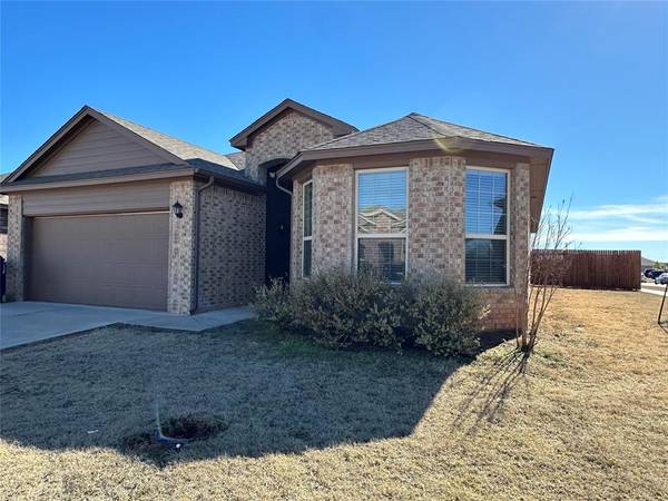 11332 SW 33rd Terrace, Yukon, OK 73099