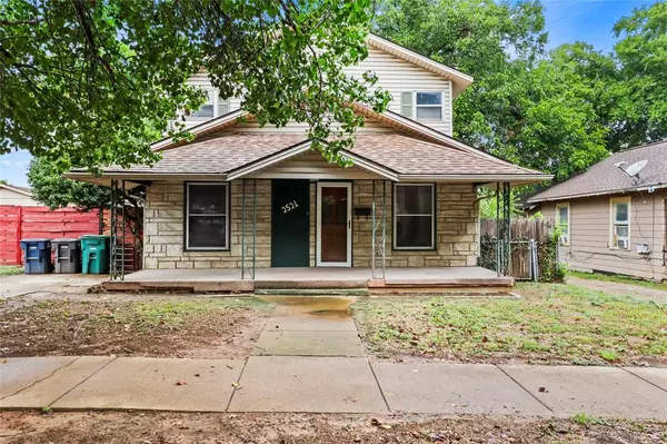 Fort Worth, TX 76164,2521 Mckinley Avenue