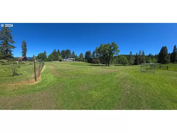 Camas Valley, OR 97416,740 QUIET MOUNTAIN RD